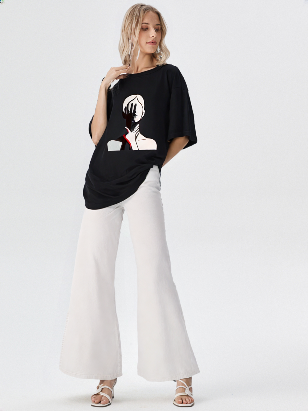 Aawaz – Oversized Women’s T-Shirt by Kaavish